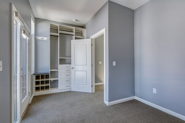 2nd Bedroom. - 2345 Walnut Street Unit 17