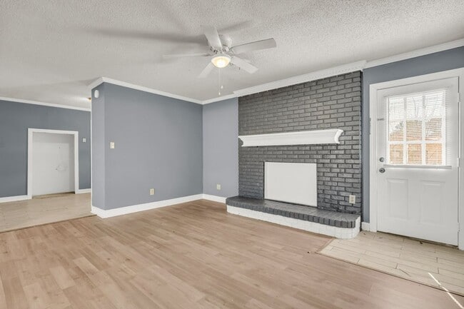 Foto del edificio - Renovated 3 Bedroom 1 Bath Home for Rent!