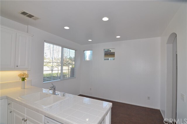 Building Photo - 9007 Cullen Way