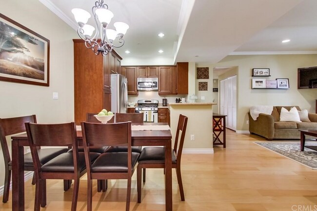 Foto del edificio - 630 E Olive Ave