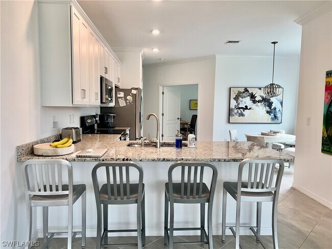 Foto del edificio - 4324 Lemongrass Dr