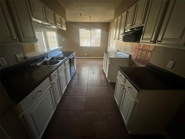 Foto del edificio - 2615 Allyson Ct