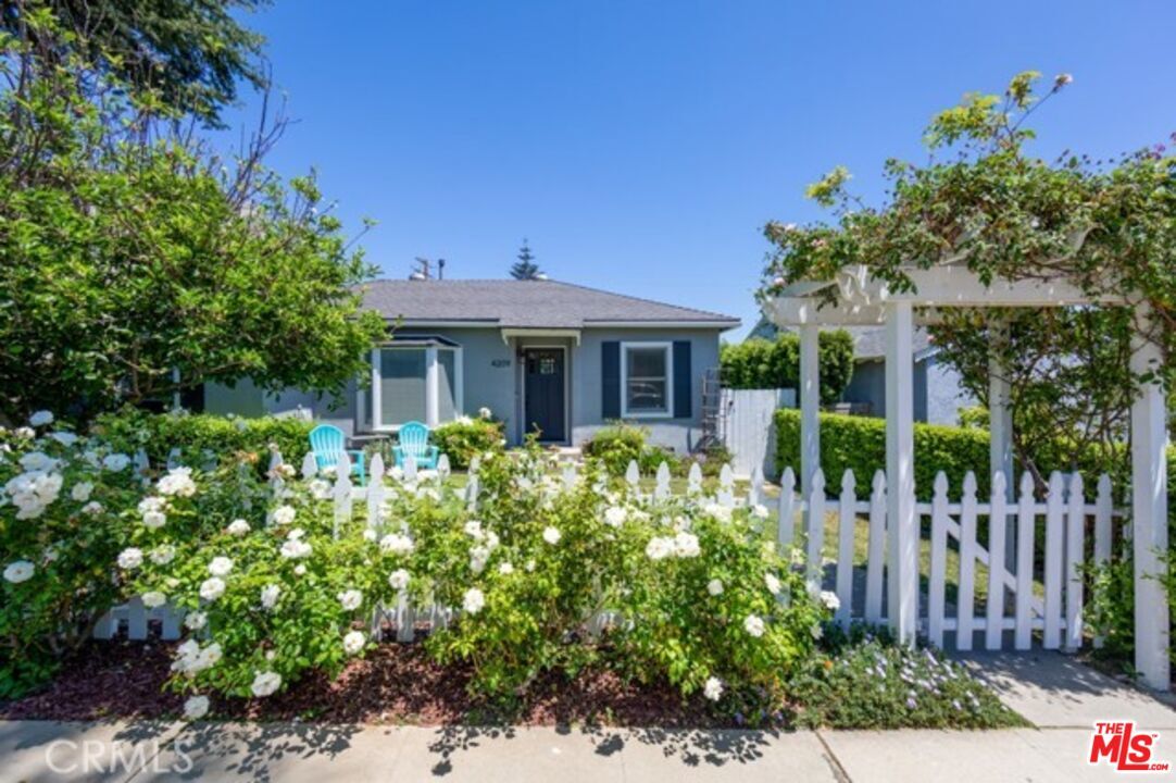 Foto principal - 4209 E Theresa St