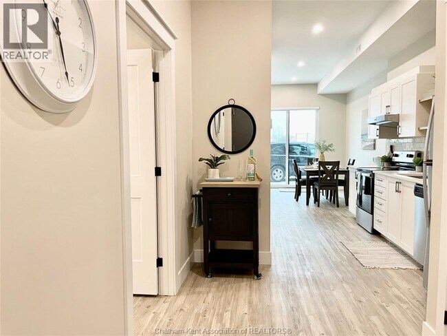 Photo du bâtiment - 175 Churchill Pk Rd