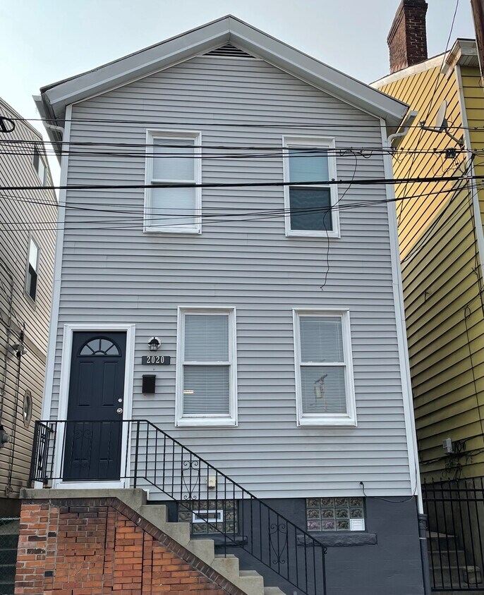 Primary Photo - 2020 Ley St