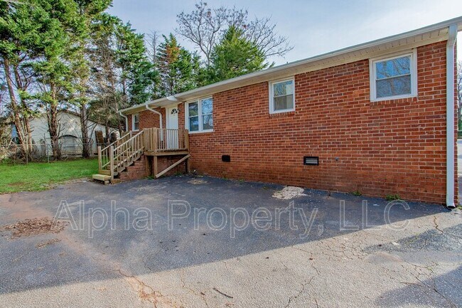 Foto del edificio - Greer Apartments