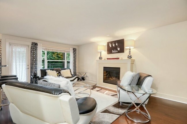 Foto del edificio - 22910 90th Ave W