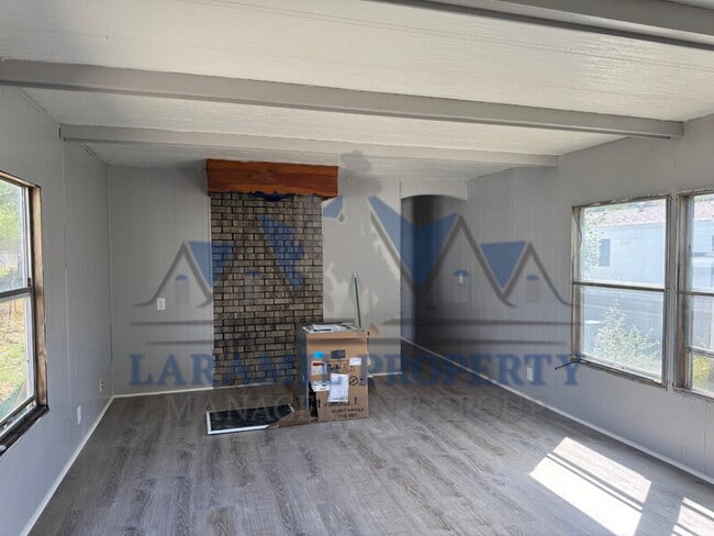 Building Photo - 4746 E Skyline Dr