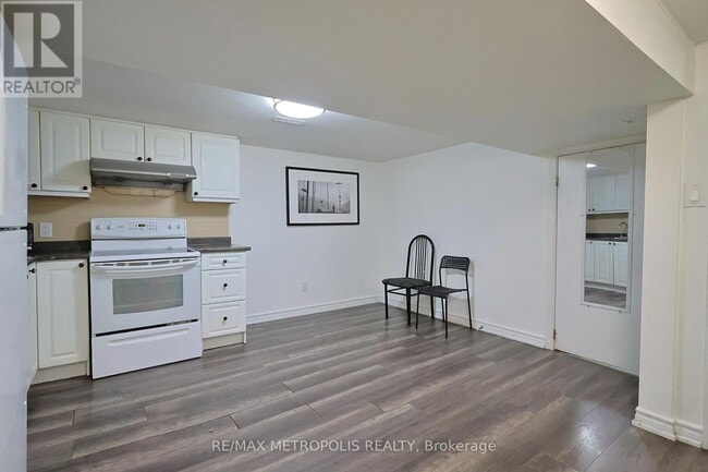 Photo du bâtiment - 538 Bellamy Rd N