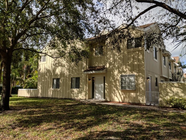 Building Photo - 6367  Riverwalk Lane 6