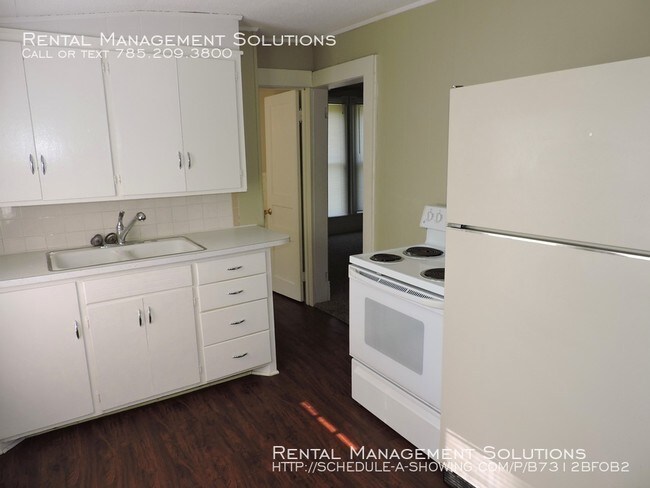 Foto del edificio - 1912 SW Buchanan St. - 2 BR 1 Bath