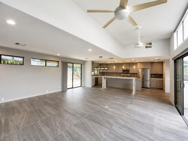 Building Photo - 4 Saturn Cir