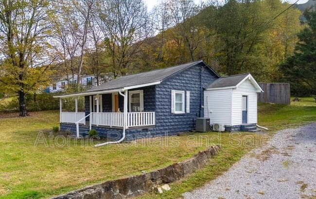 Building Photo - 614 E Brushy Valley Dr