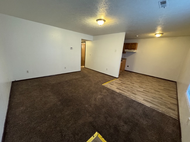 Building Photo - 3503 Falling Springs Rd