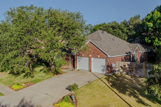 Building Photo - 8248 Montoya Cir