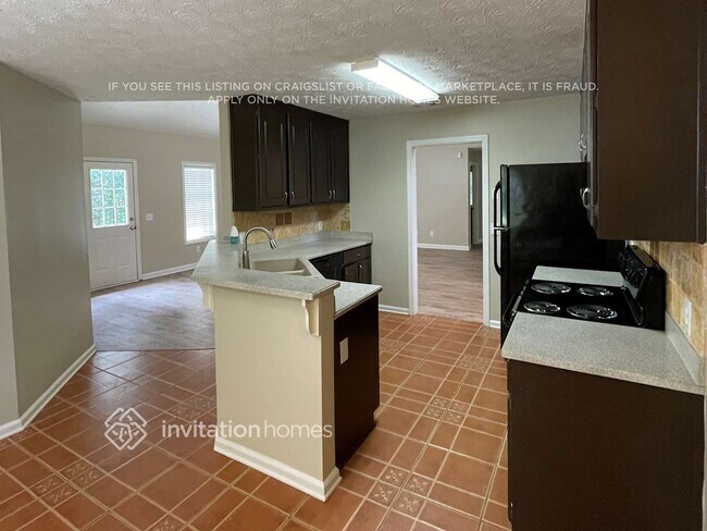 Foto del edificio - 3715 Biltmore Oaks Dr SE
