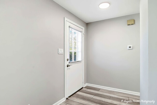 Building Photo - 1303 Forestdale Ct