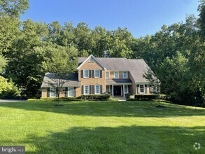 Building Photo - 6609 Heidi Ct