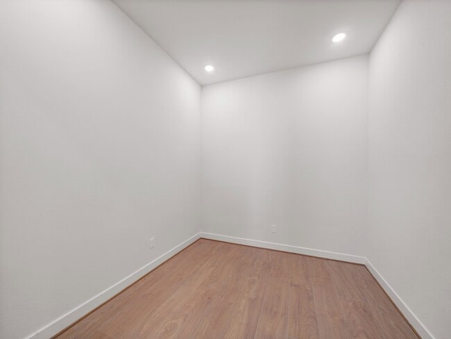 Building Photo - 1518 Colonial Gorge Dr