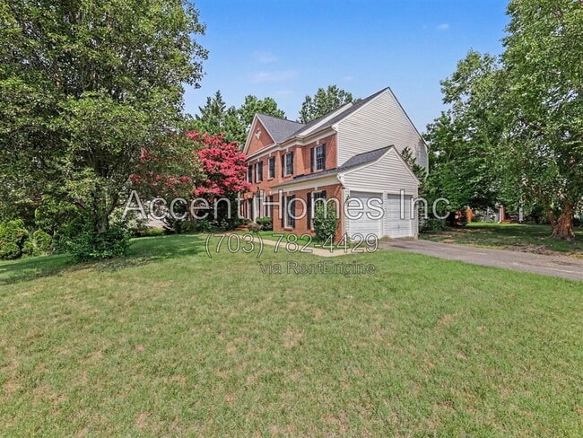 Photo - 6034 Sumner Road House
