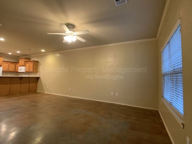 Photo - 14870 Gilbert St Apartment