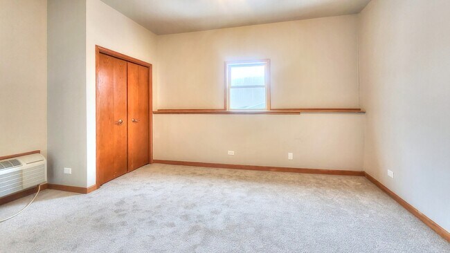 Building Photo - 207 Wilson Ave