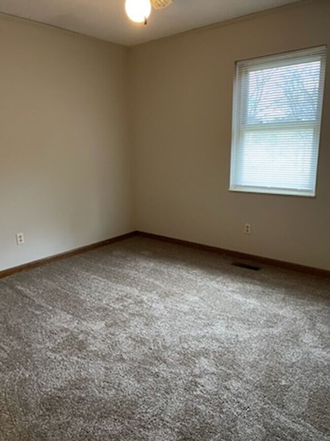 Foto del edificio - SINGLE FAMILY HOME