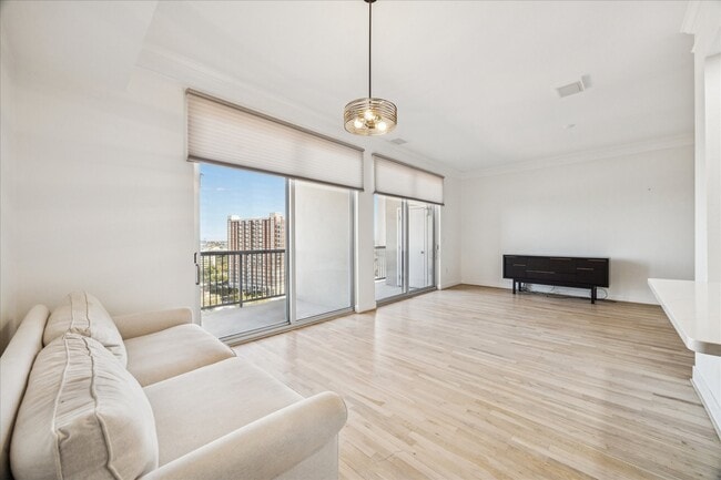 Foto del edificio - 3333 Allen Pkwy