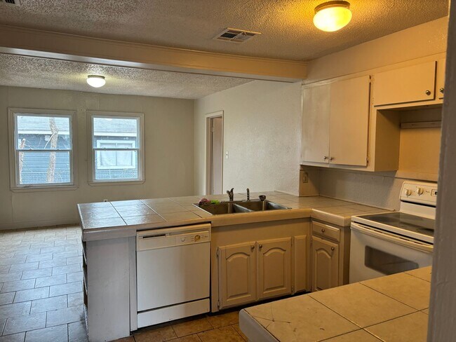 Foto del edificio - 2112 N. 29TH STREET
