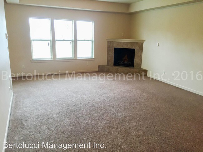 Foto del edificio - 4405 Remington Pl NE
