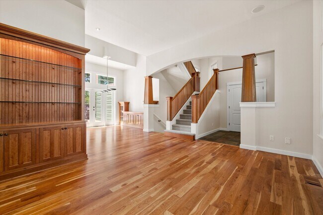Foto del edificio - Large home in Awbrey Butte