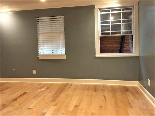 Building Photo - 2555 Terrace Trl