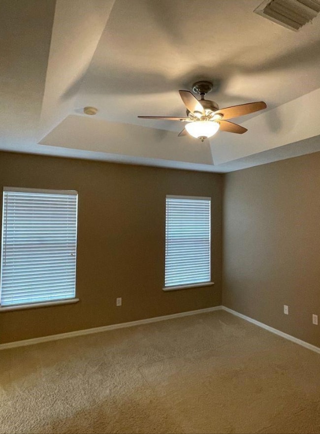 Building Photo - Beautiful 3/2 Home in Longleaf Available Now!