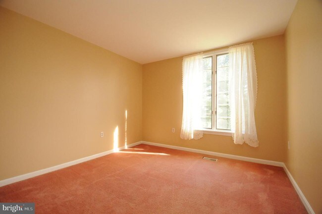 Building Photo - 37369 Wineberry Ln