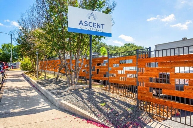 Ascent At Northgate Apartments