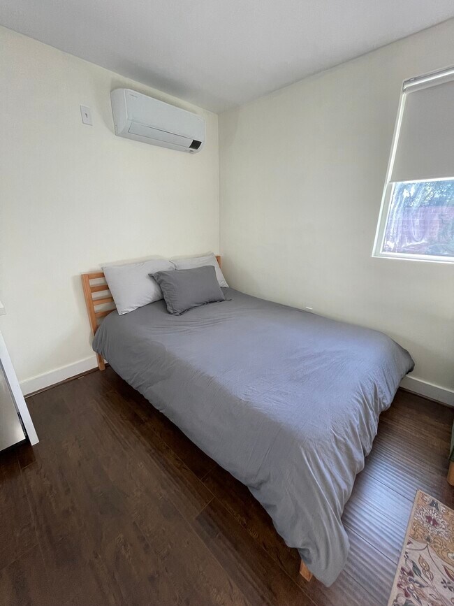 Foto del edificio - 17432 Covello St