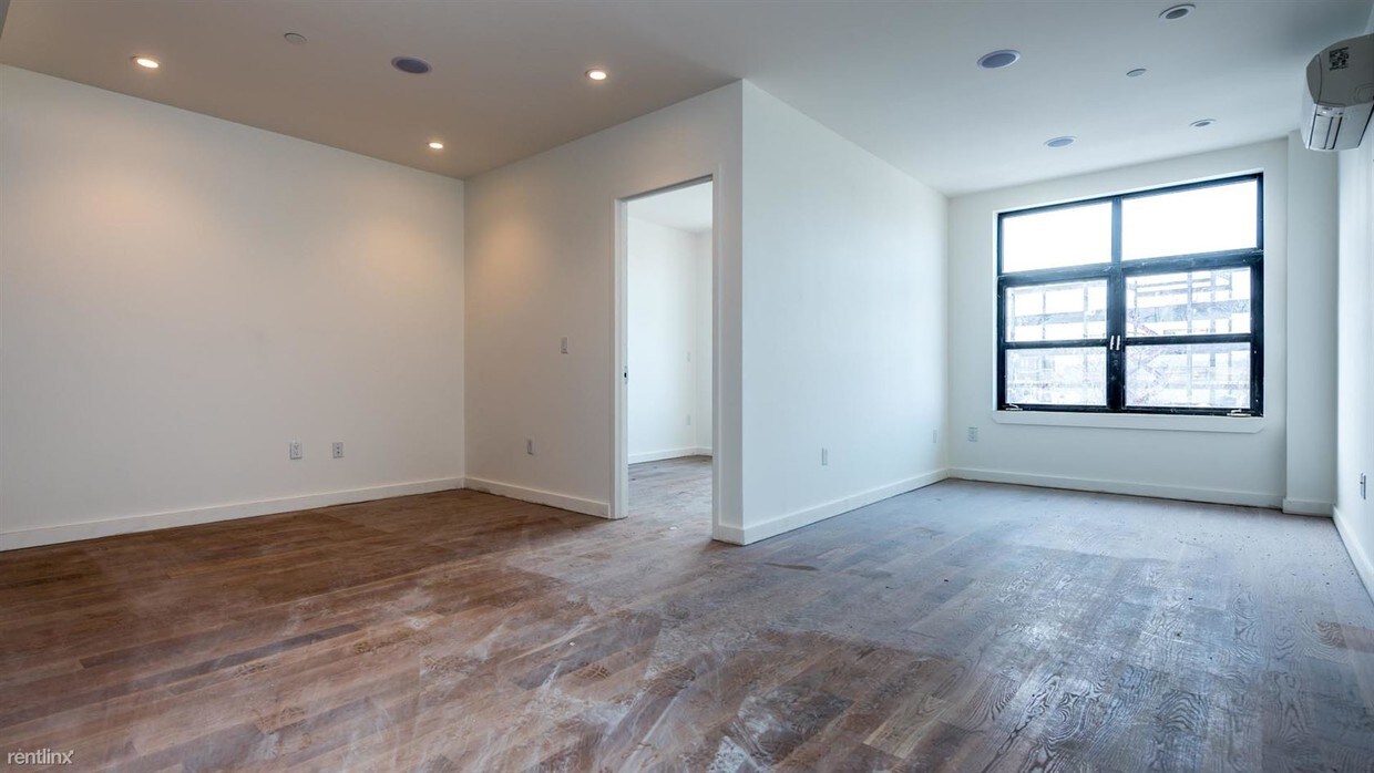 3 br, 1 bath - 555 Graham Ave - 3 br, 1 bath  - 555 Graham Ave