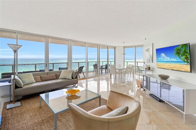 Building Photo - 7330 Ocean Terrace