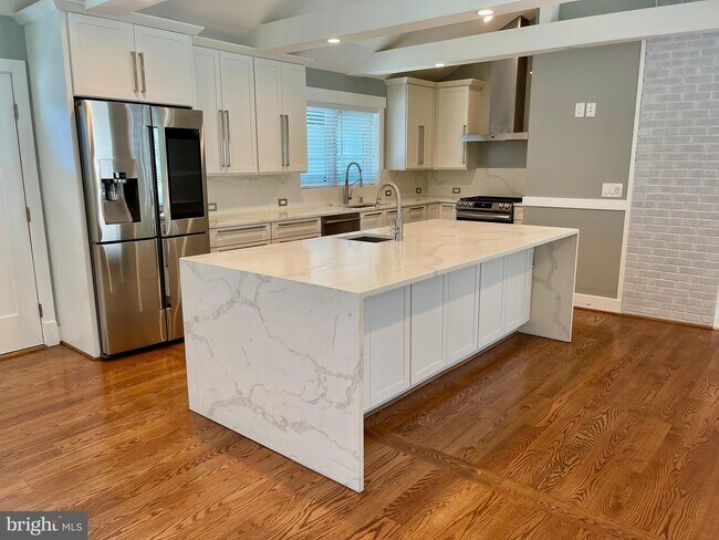 Foto del edificio - 1609 N Kirkwood Rd