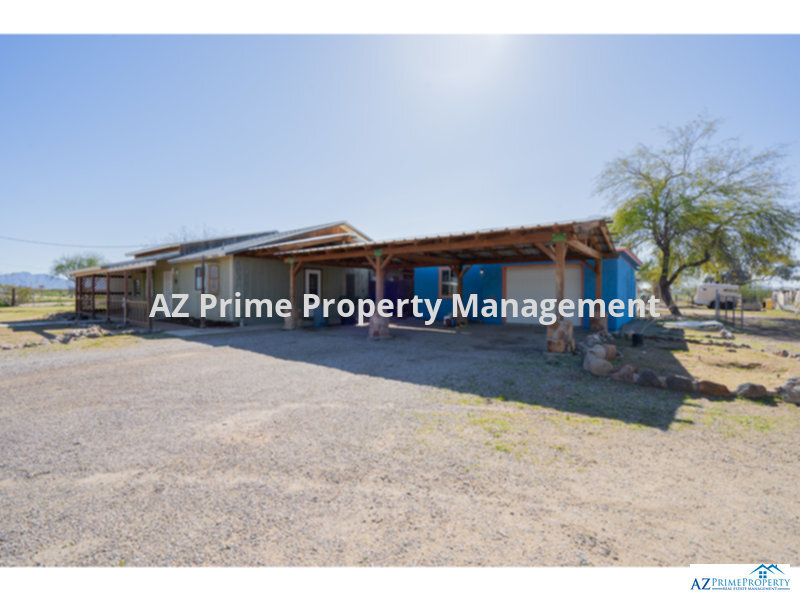 Primary Photo - Wow! Absolutely stunning Buckeye ranch sty...