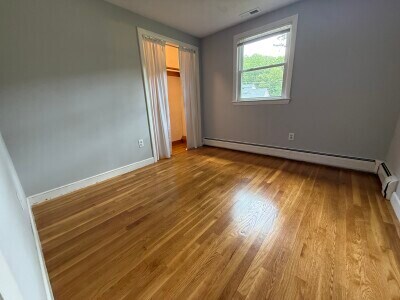 Foto del edificio - 330 Swains Pond Ave