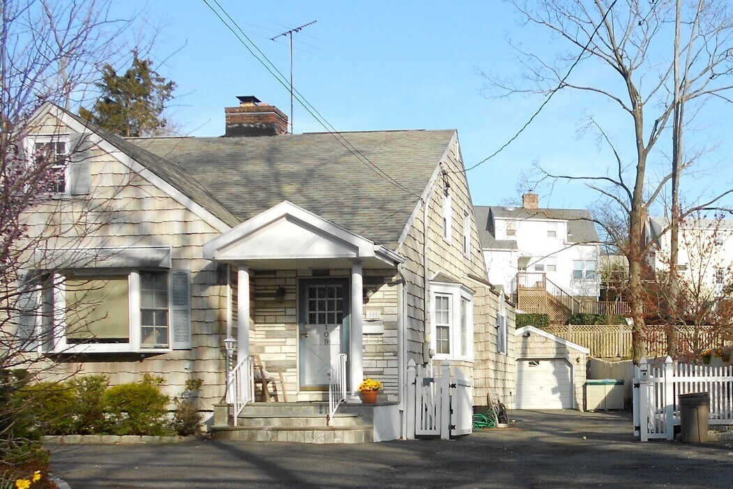 109 N Ridge St, Rye Brook, NY 10573 Apartments in Rye Brook, NY