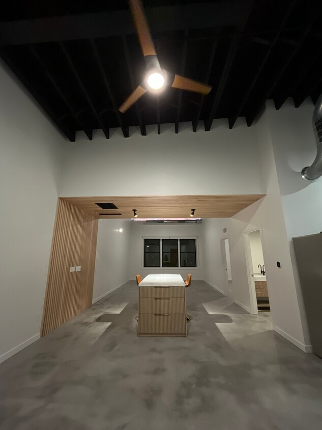 Foto principal - 77 W 3rd St