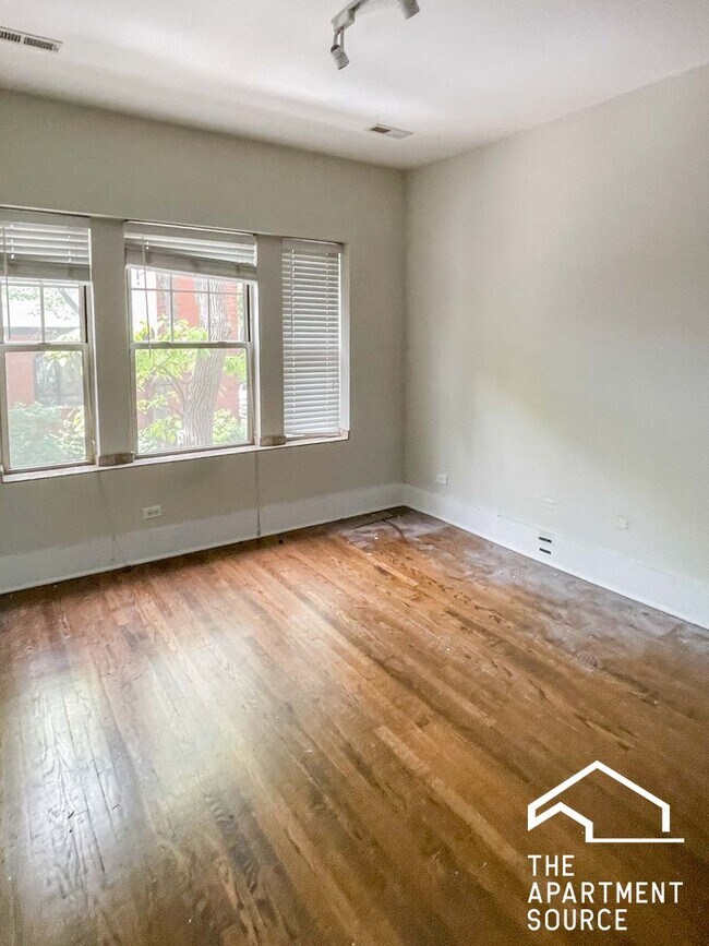 Foto del edificio - 3455 N Wolcott Ave