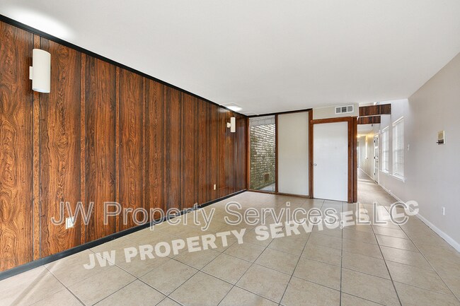 Foto del edificio - 309 Lilac St