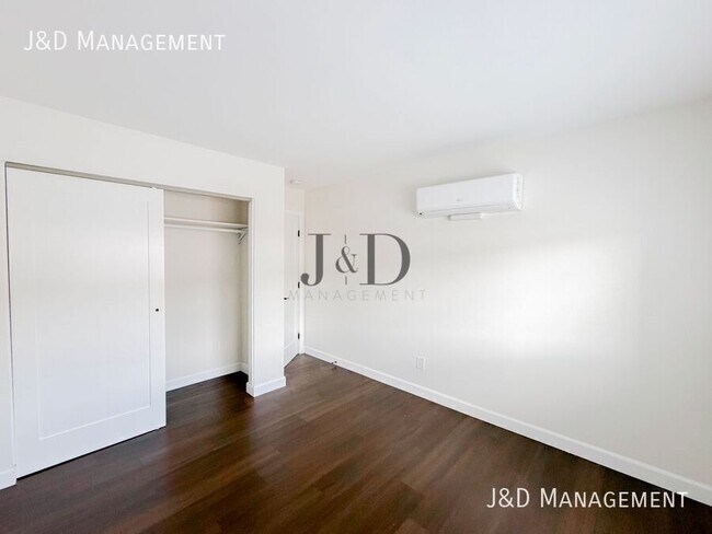 Foto del edificio - 725 E 22nd St