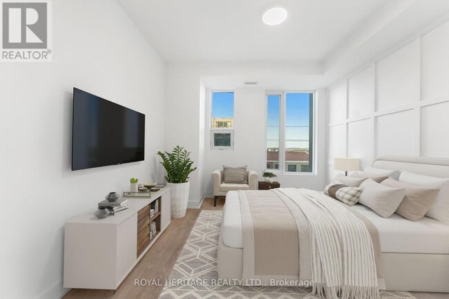 Building Photo - 195 Hunter St E