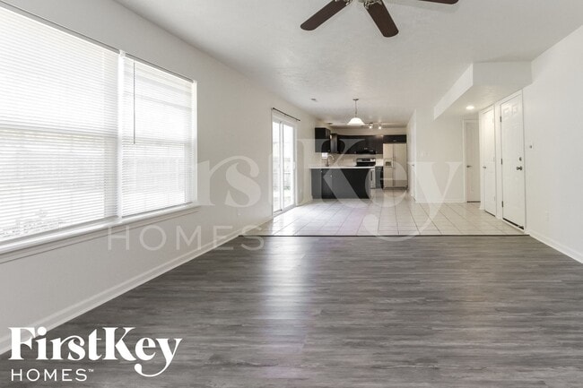 Foto del edificio - 1573 Winding Creek Trail