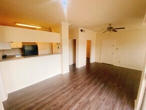 Building Photo - 7900 Bissonnet St