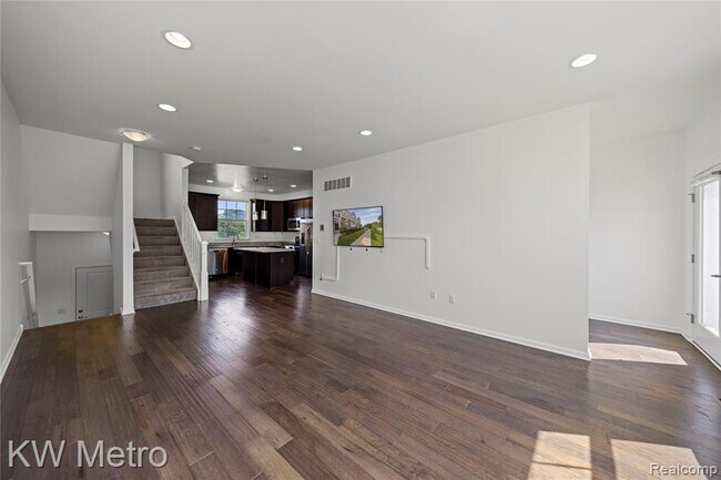 Foto del edificio - 4636 Bradley Cir